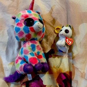 2 TY beanie babies